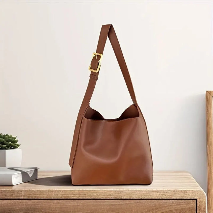 Flair. – Elegante Lederschultertasche